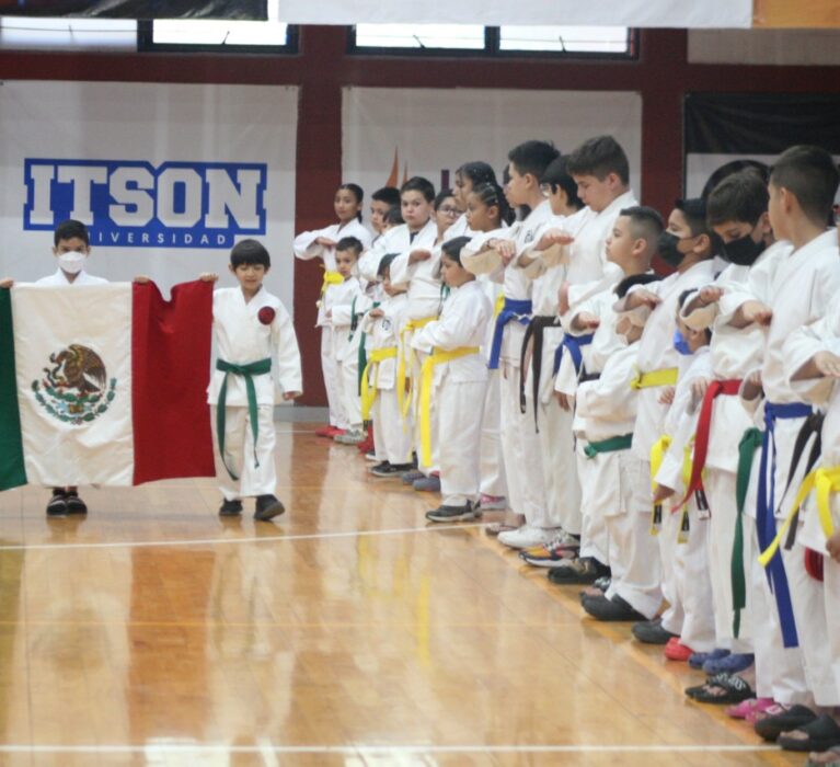 REALIZAN CON ÉXITO EN NAVOJOA TORNEO INTERESTATAL DE KARATE DO