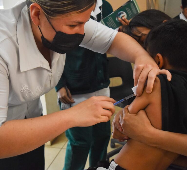 REALIZAN EXITOSA JORNADA DE SALUD EN EL SECTOR ORIENTE