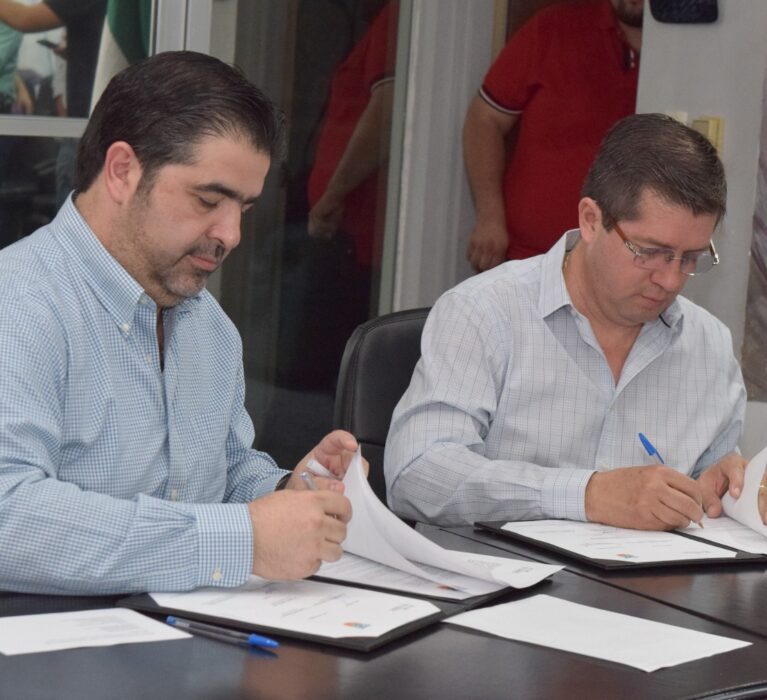 AYUNTAMIENTO E ICATSON FIRMAN CONVENIO