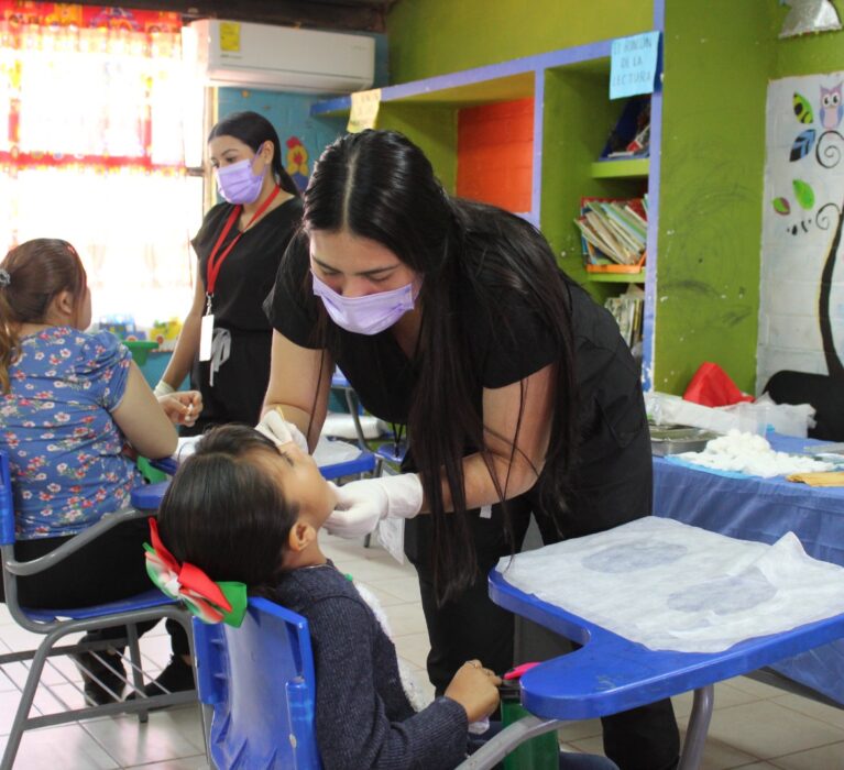 EXITOSA JORNADA MÉDICA EN EL EJIDO 5 DE JUNIO