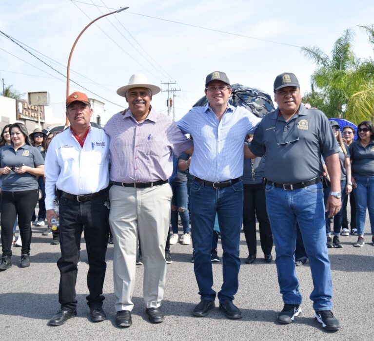RECONOCE ALCALDE JORGE ELÍAS EL ESFUERZO DE LOS TRABAJADORES