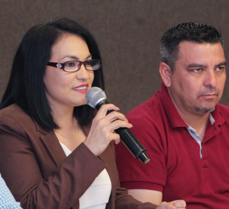 Presentan Feria del Libro CBTA 97 “Culto el que lo lea”