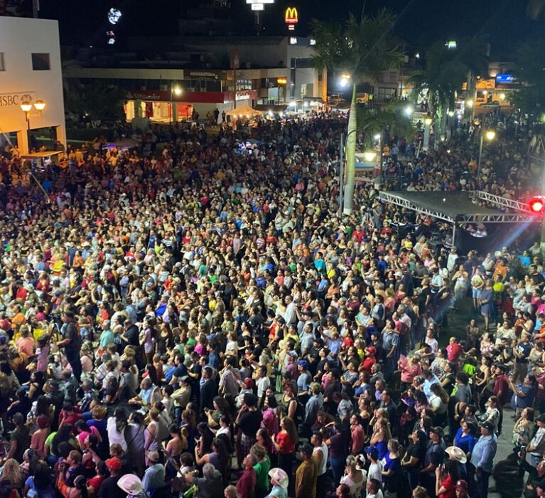 BUSCAN QUE NAVOJOA TENGA SU PROPIO FESTIVAL.