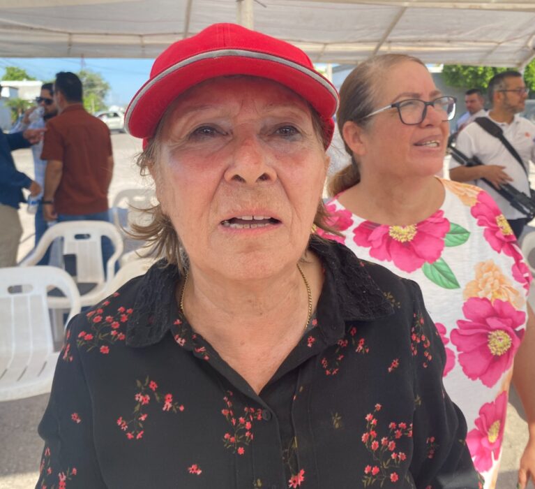 UN “ACTO DE JUSTICIA” PAVIMENTAR TRAMO DE LA CALLE RODOLFO CAMPODÓNICO, CALIFICAN VECINOS