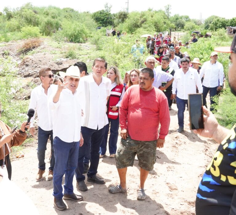 ALFONSO DURAZO Y JORGE ELÍAS SUPERVISAN DAÑOS OCASIONADOS POR LLUVIA EN EL SUR