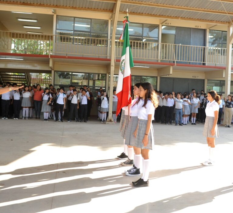 CON ENTUSIASMO ENCABEZA ALCALDE ELÍAS RETES ARRANQUE DE CICLO ESCOLAR 2023-2024