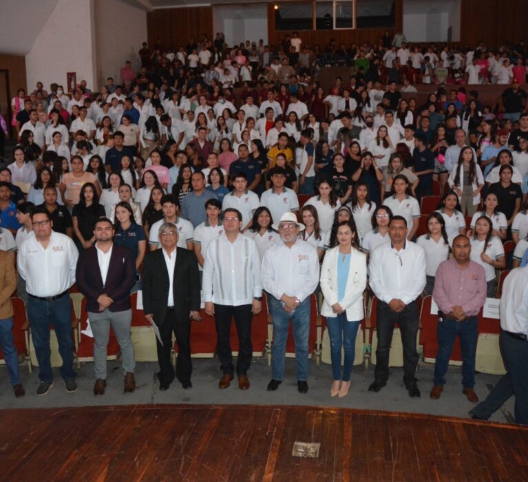 REALIZA UES EN NAVOJOA UN FORO DE TRANSFORMACIÓN EDUCATIVA