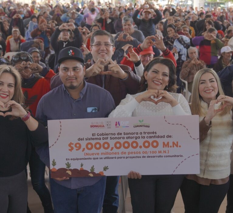 ENTREGA DIF SONORA PROYECTOS PRODUCTIVOS A GRUPOS DE CUATRO MUNICIPIOS DEL SUR