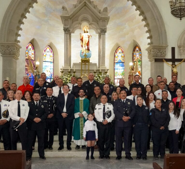 RINDE NAVOJOA HOMENAJE A POLICIAS: “LOS HÉROES ANÓNIMOS”