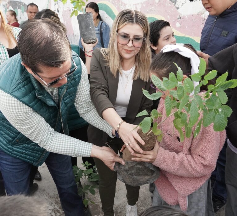 CON REFORESTACIÓN EN EL CENTRO ARRANCA PLAN MUNICIPAL “SEMILLAS VERDES”