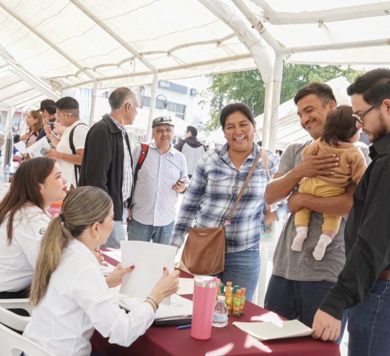 OFRECE FERIA DEL EMPLEO MÁS DE MIL VACANTES EN NAVOJOA