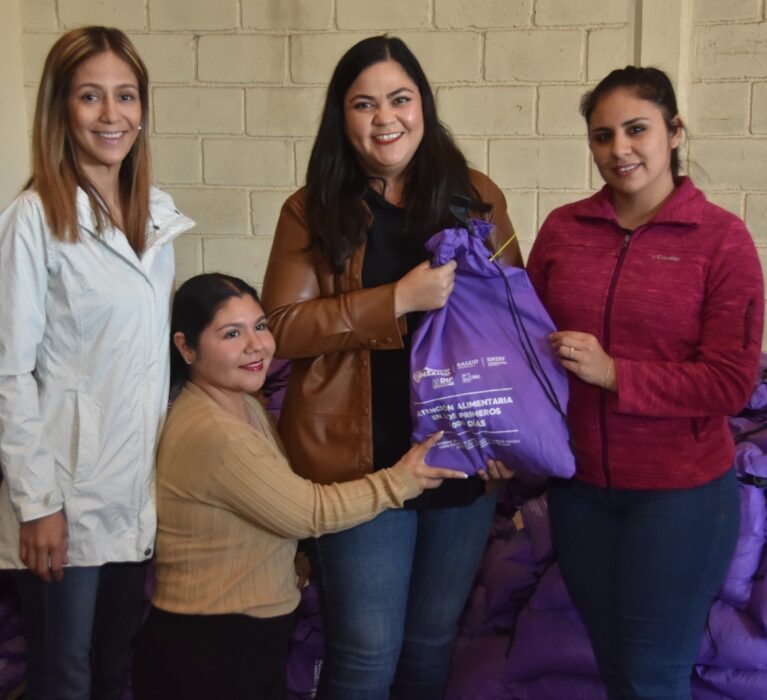 ENTREGA DIF NAVOJOA APOYOS DE “PRIMEROS 1000 DÍAS DE VIDA”