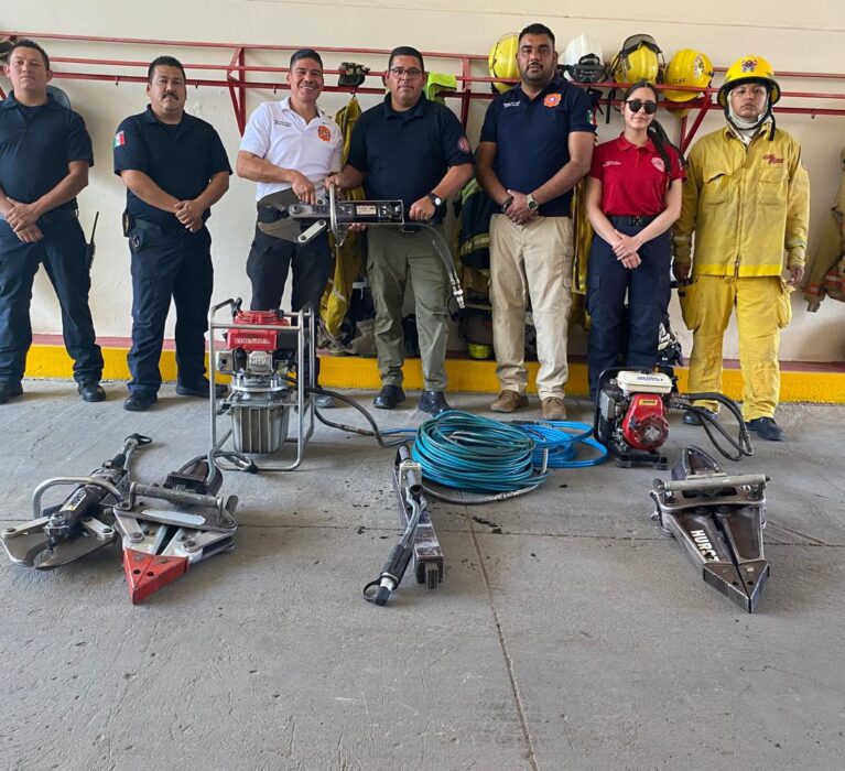 OTORGA NAVOJOA EQUIPO Y CAPACITACIÓN A BOMBEROS DE ÁLAMOS Y QUIRIEGO