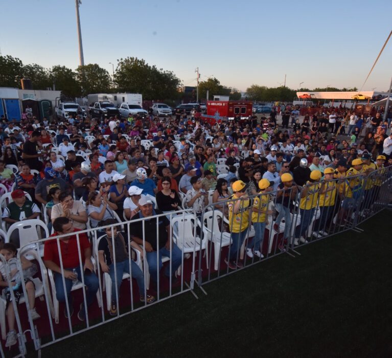 CON ESPECTACULAR LUCHA LIBRE GOBIERNO DE NAVOJOA FESTEJÓ A LOS NIÑOS Y NIÑAS EN SU DÍA