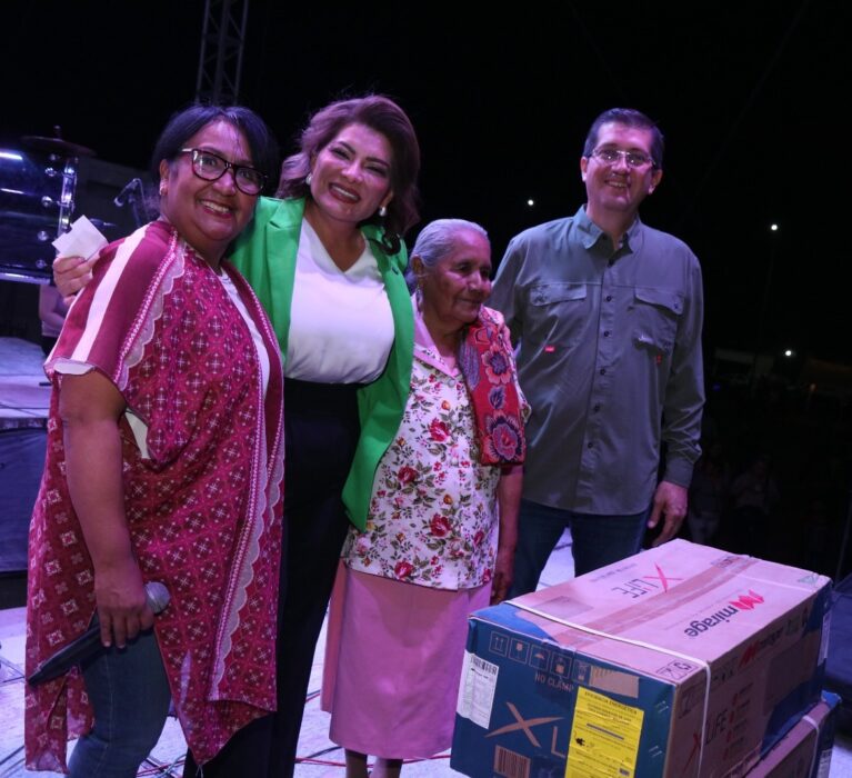 🌹👩‍👧‍👦Miles de mamás navojoenses disfrutaron del gran festejo del Día de las Madres