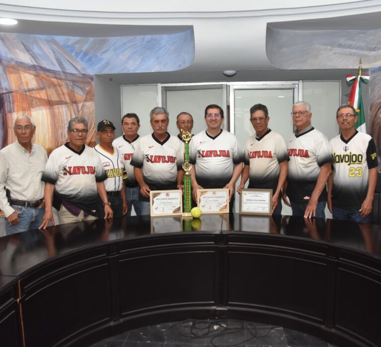 REITERA ELÍAS RETES A SOFTBOLISTAS VETERANOS CAMPEONES ESTATALES TODO EL APOYO DEL AYUNTAMIENTO