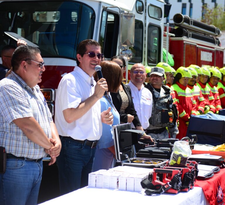 TIENE BOMBEROS NAVOJOA MÁS EQUIPO, INSTRUMENTAL Y AMBULANCIA SUPER MODERNA