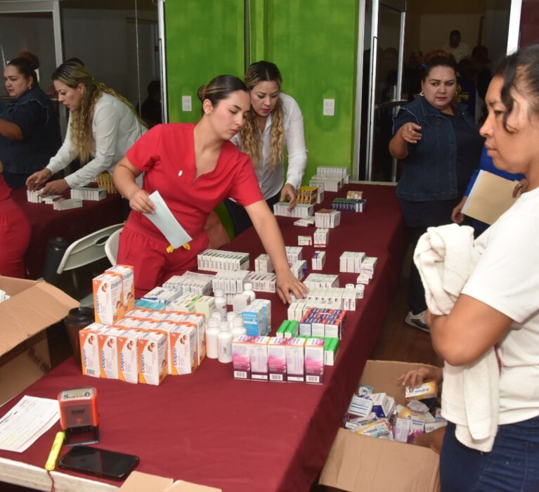 APROVECHAN BIEN LOS NAVOJOENSES FERIA DE SALUD Y SERVICIOS EN LA TIERRA Y LIBERTAD