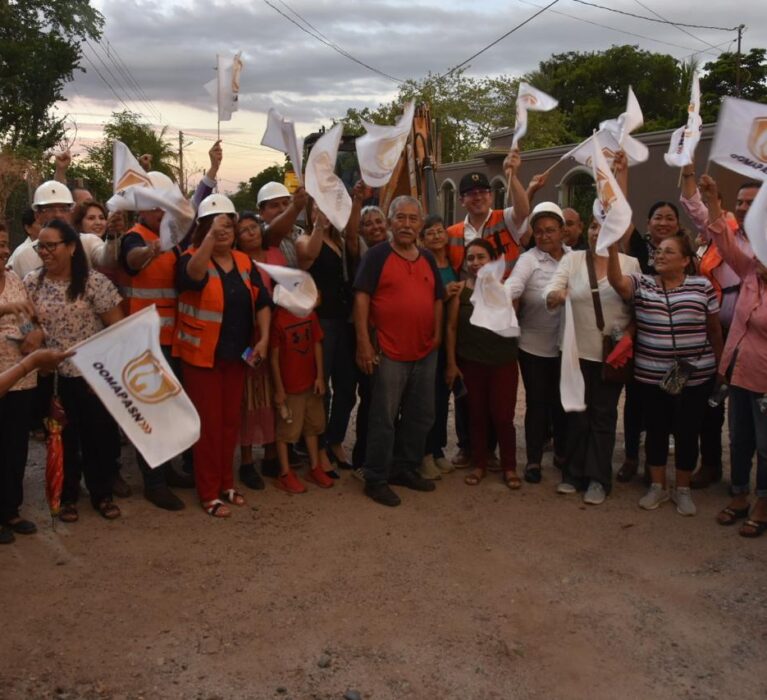 ELÍAS RETES CUMPLE: DA BANDERAZO DE REHABILITACIÓN A DRENAJE Y AGUA POTABLE EN LA MOCÚZARIT