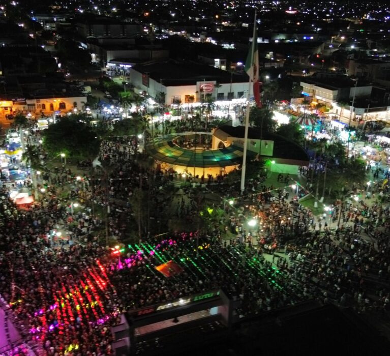 VIVEN 18 MIL NAVOJOENSES CON ALGARABÍA LAS FIESTAS PATRIAS