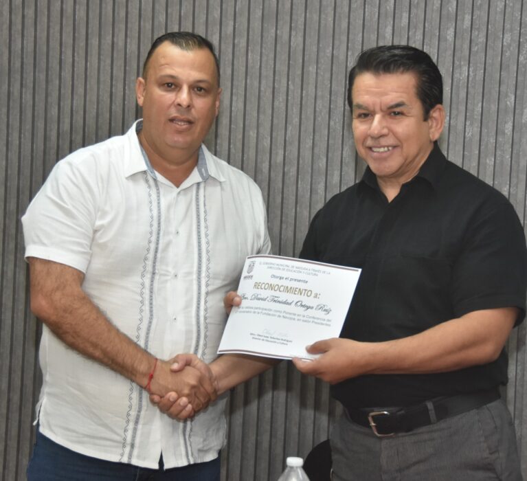 RESALTAN CON CONFERENCIA EL 411 ANIVERSARIO DE FUNDACIÓN DE NAVOJOA