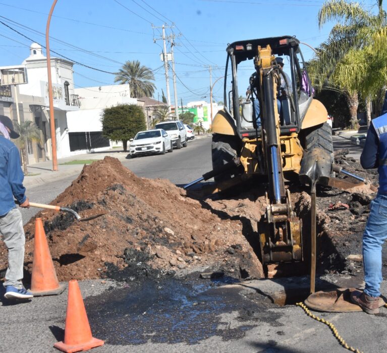 AVANZA GOBIERNO DE ELÍAS RETES EN REHABILITACIÓN URGENTE DEL DRENAJE DE NAVOJOA