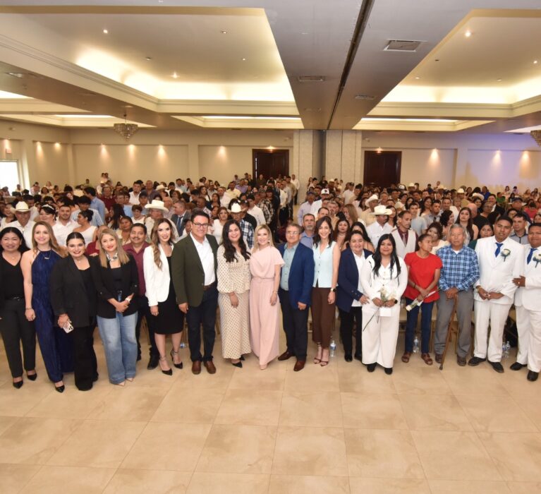 UNEN CONTENTOS SUS VIDAS 150 PAREJAS EN LOS MATRIMONIOS COLECTIVOS 2026