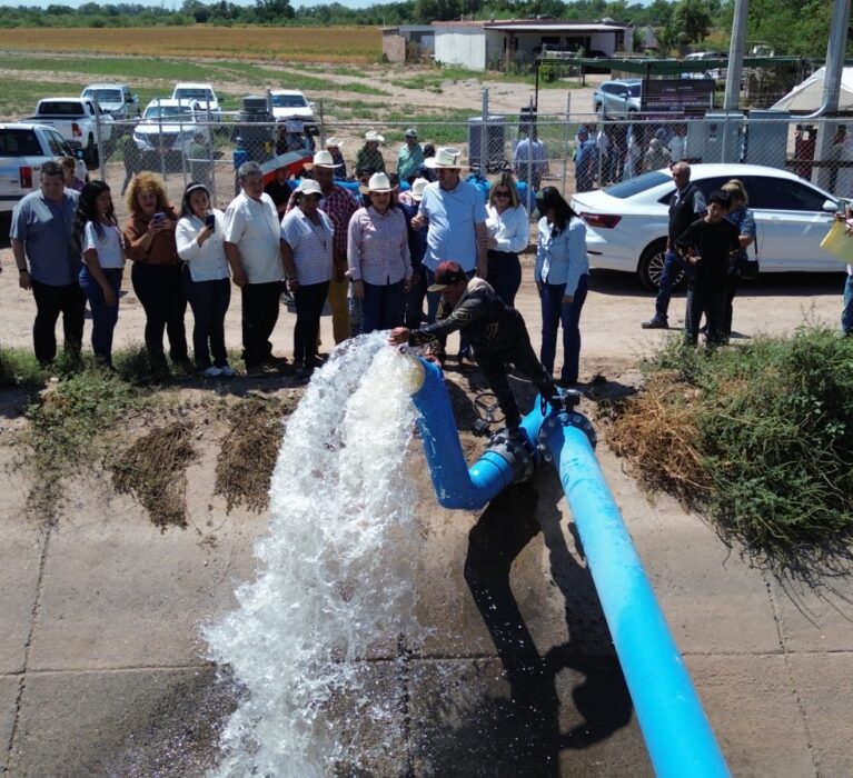 INAUGURAN EN SAN IGNACIO POZO HIDROAGRÍCOLA