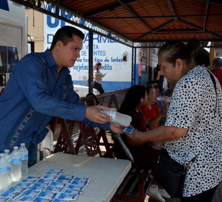 PIDE PROTECCIÓN CIVIL A NAVOJOENSES CUIDARSE ANTE “CALOR ABRASADOR